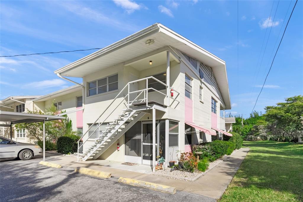 2507 BENEVA ROAD UNIT 10