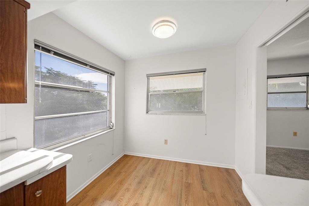2507 BENEVA ROAD UNIT 10