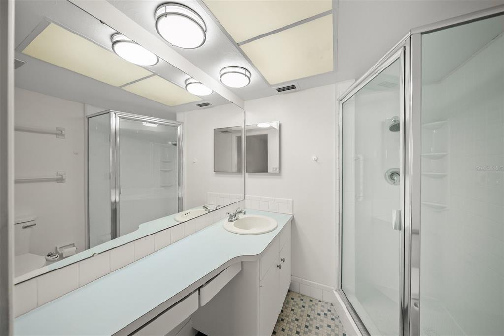 2507 BENEVA ROAD UNIT 10