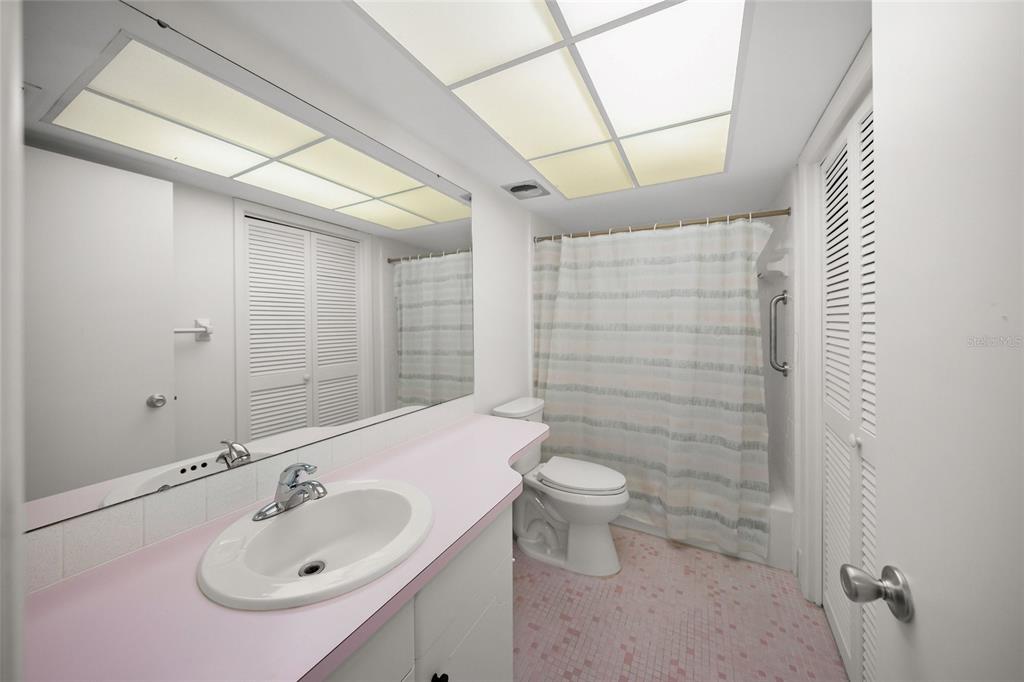 2507 BENEVA ROAD UNIT 10