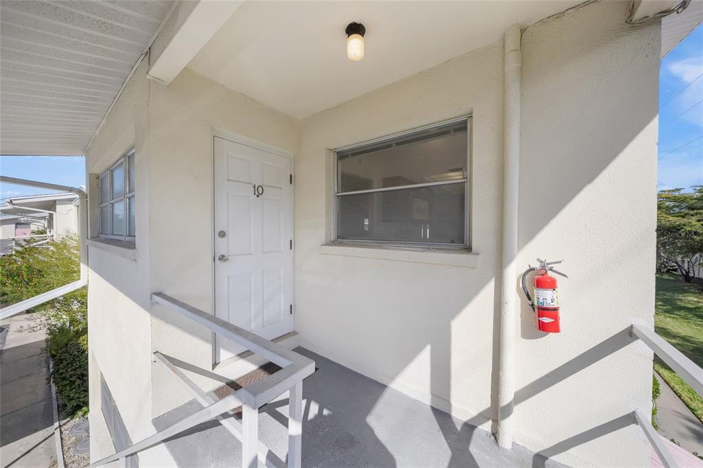 2507 BENEVA ROAD UNIT 10