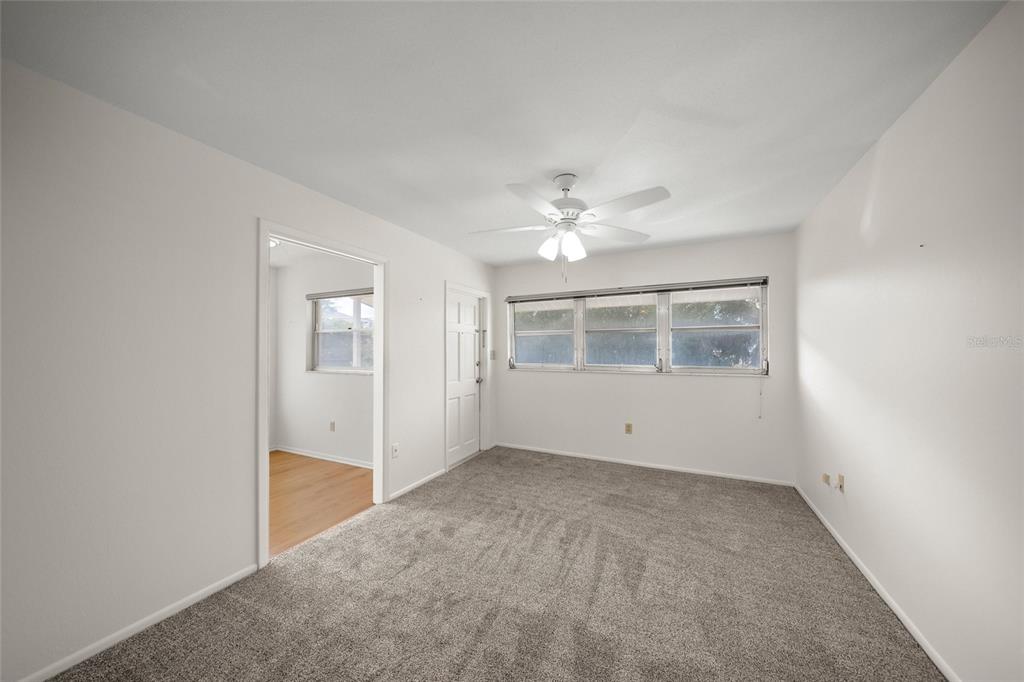 2507 BENEVA ROAD UNIT 10