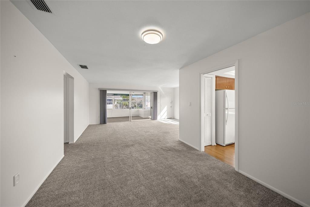 2507 BENEVA ROAD UNIT 10