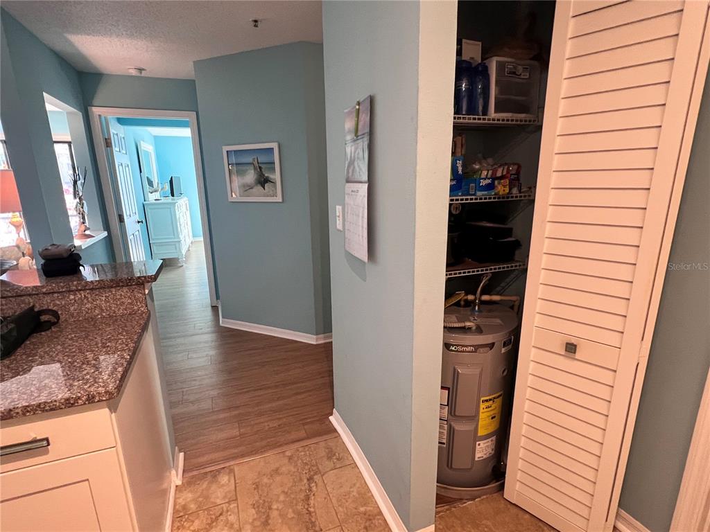 4040 CROCKERS LAKE BOULEVARD U