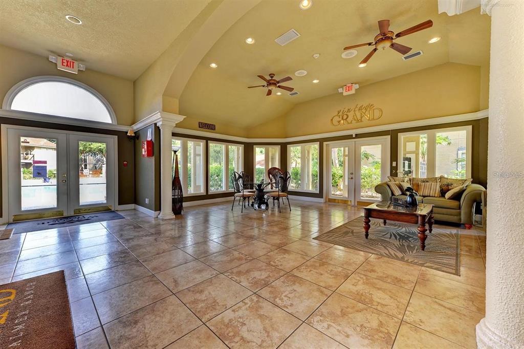 4040 CROCKERS LAKE BOULEVARD U