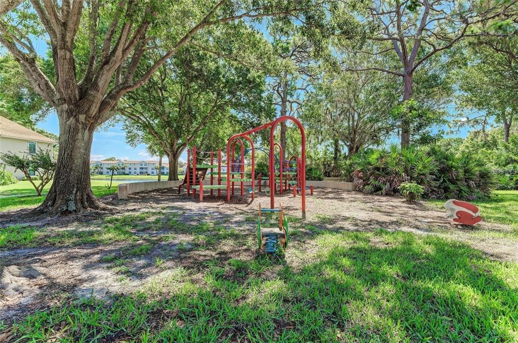 4040 CROCKERS LAKE BOULEVARD U