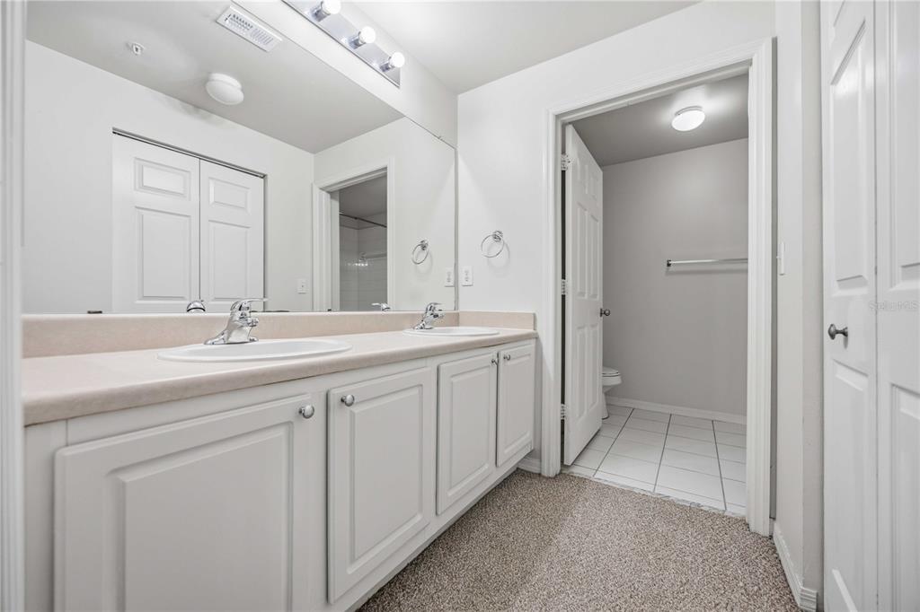 5721 BENTGRASS DRIVE UNIT 20-1