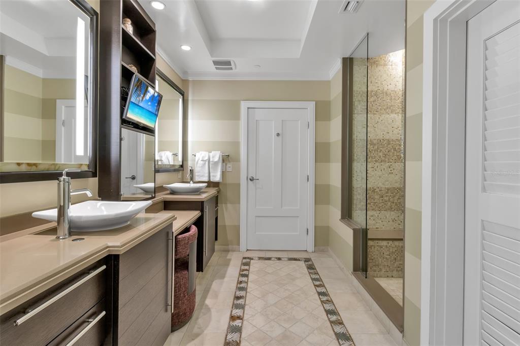 915 SEASIDE DRIVE UNIT 410, We