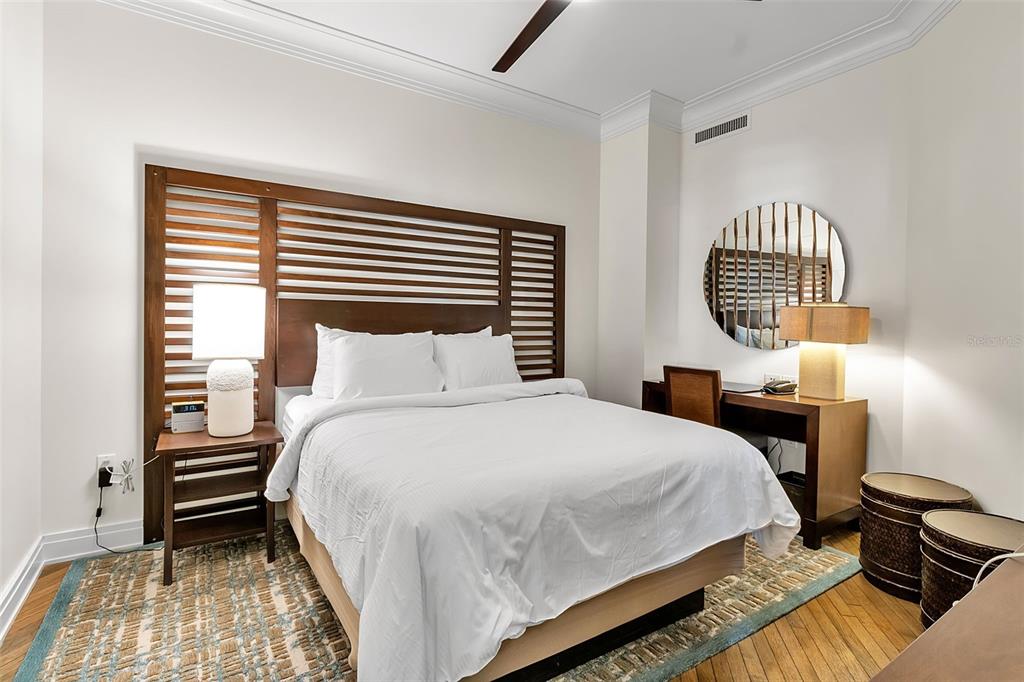 915 SEASIDE DRIVE UNIT 410, We
