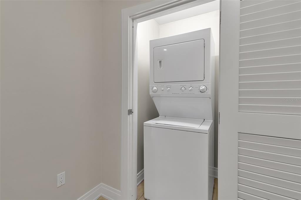 915 SEASIDE DRIVE UNIT 410, We