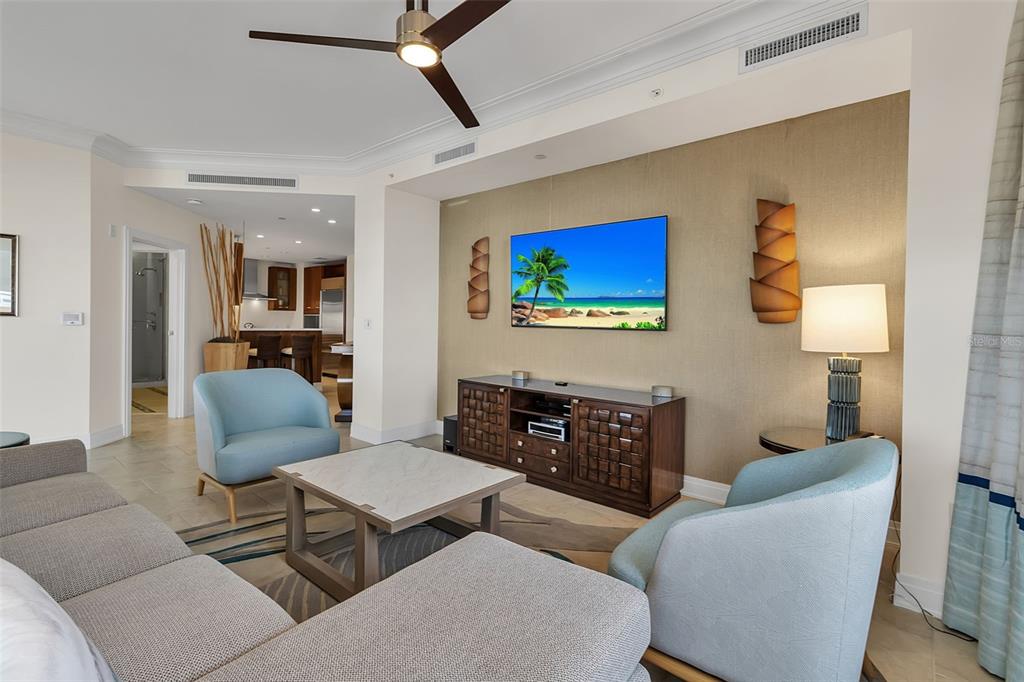 915 SEASIDE DRIVE UNIT 410, We