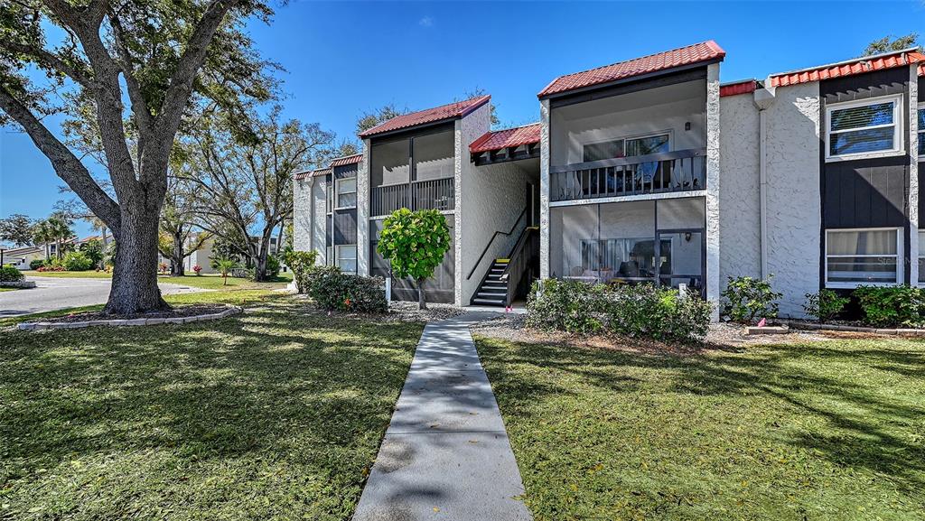3201 BENEVA ROAD UNIT 204
