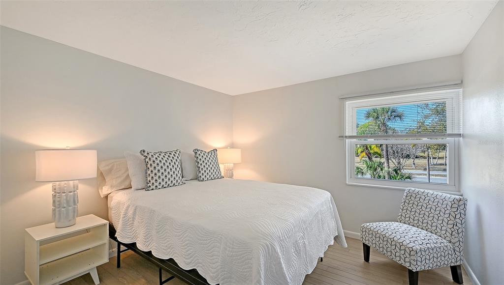3201 BENEVA ROAD UNIT 204