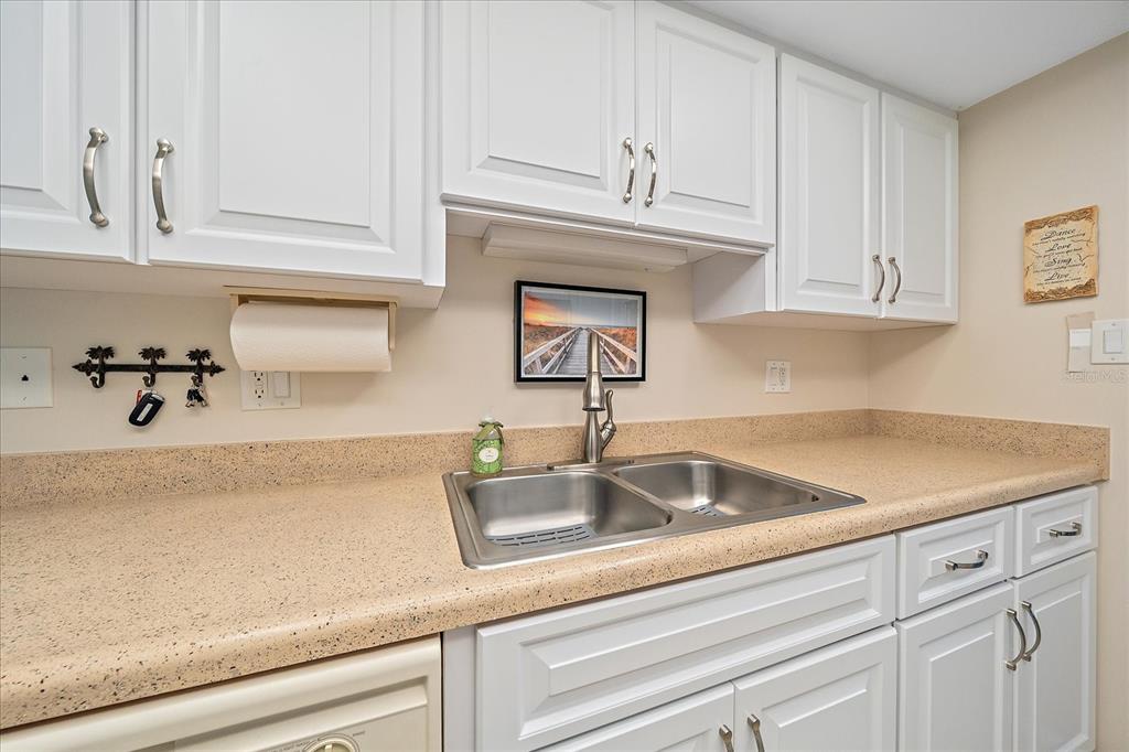 3135 GLEN ELYN BOULEVARD UNIT 
