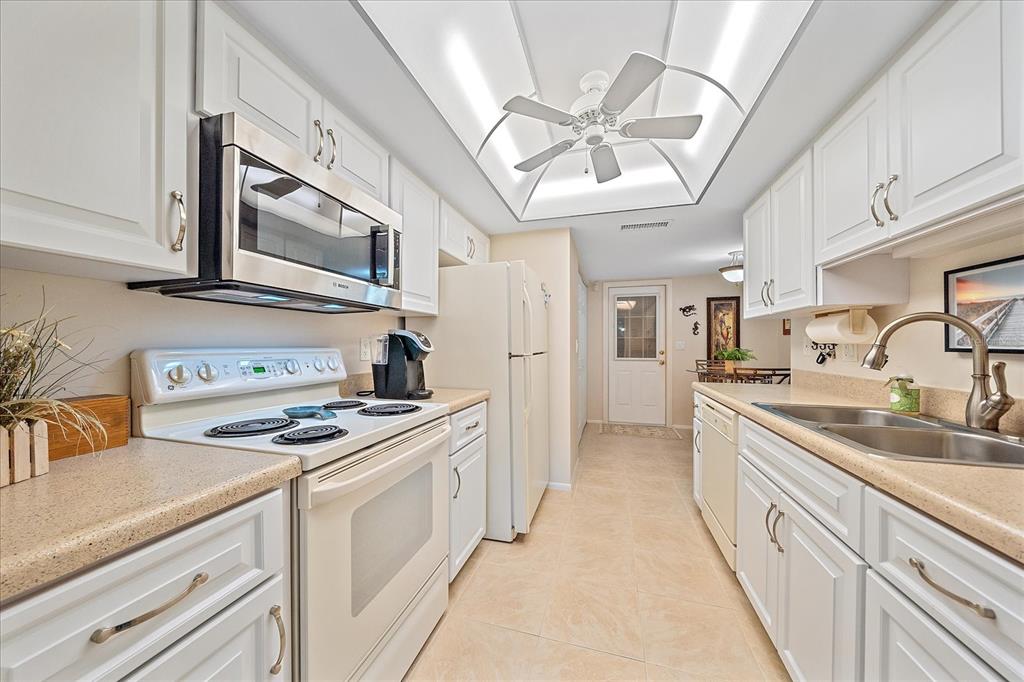 3135 GLEN ELYN BOULEVARD UNIT 