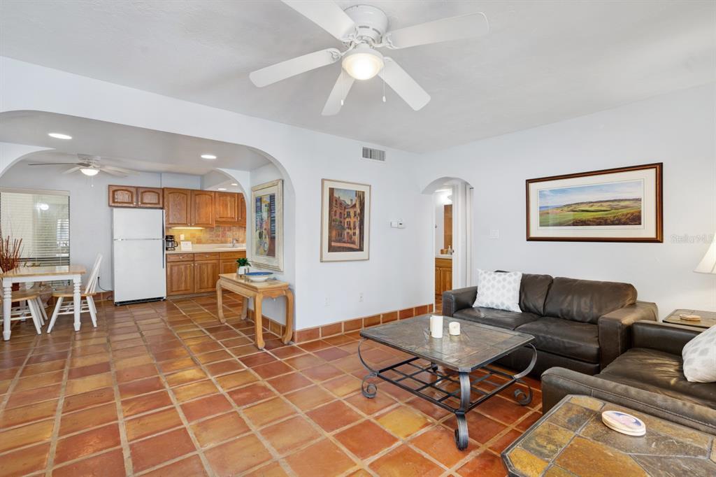 6157 MIDNIGHT PASS ROAD UNIT E