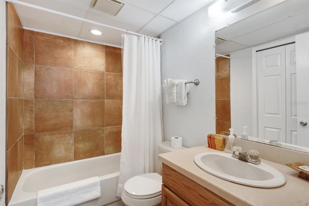 6157 MIDNIGHT PASS ROAD UNIT E