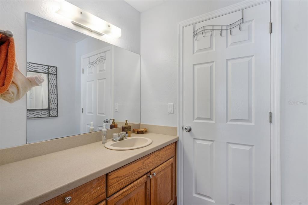 6157 MIDNIGHT PASS ROAD UNIT E