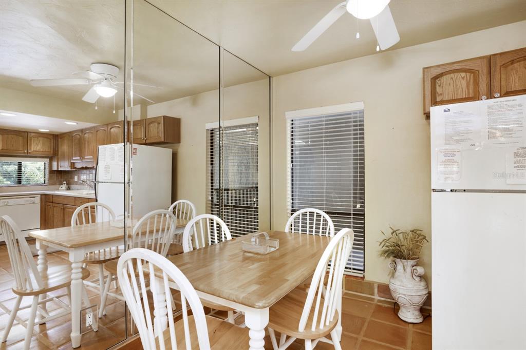 6157 MIDNIGHT PASS ROAD UNIT E