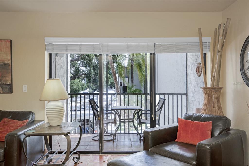 6157 MIDNIGHT PASS ROAD UNIT E