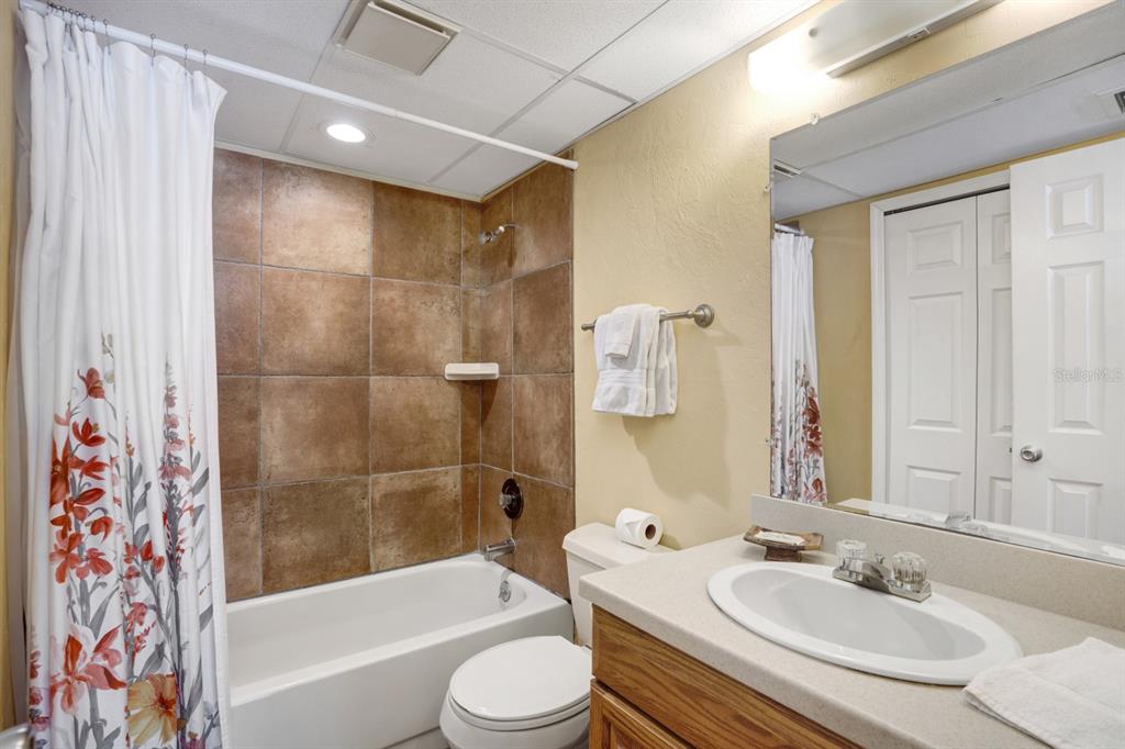 6157 MIDNIGHT PASS ROAD UNIT E