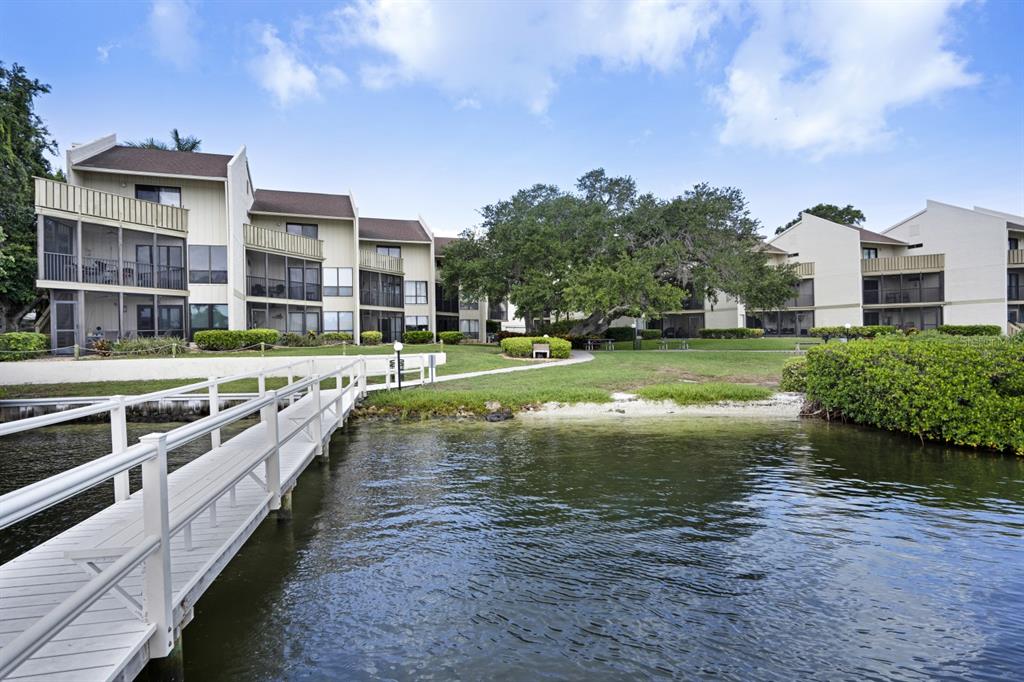 6157 MIDNIGHT PASS ROAD UNIT E