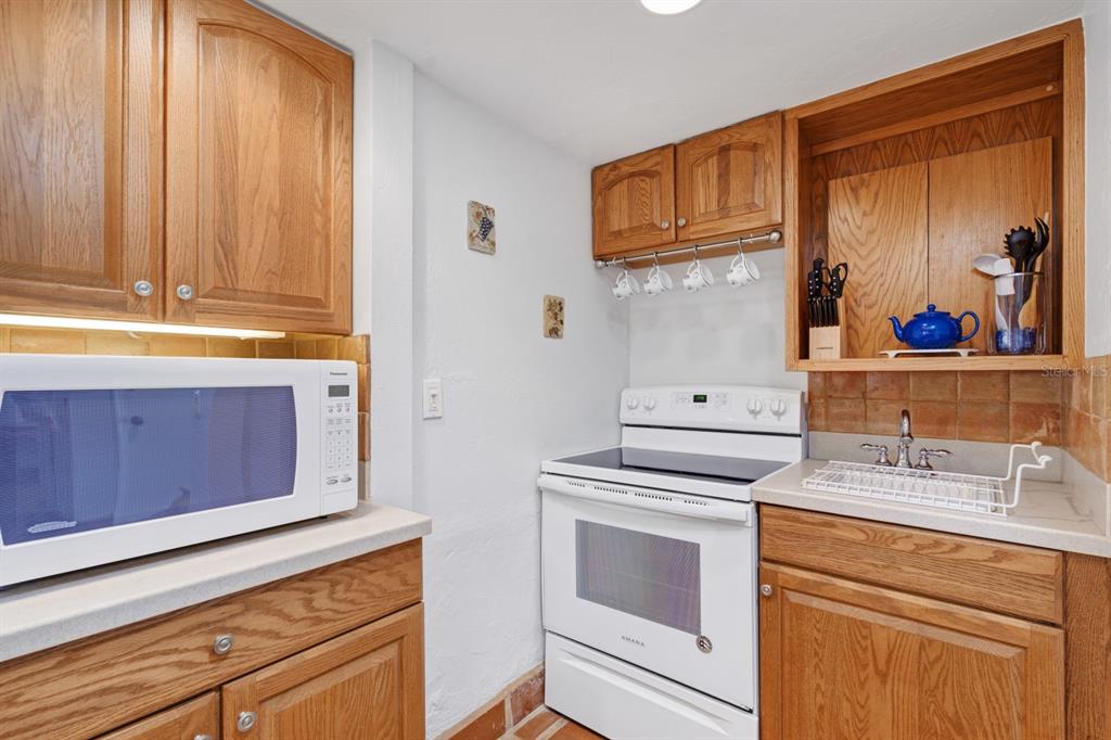 6157 MIDNIGHT PASS ROAD UNIT E