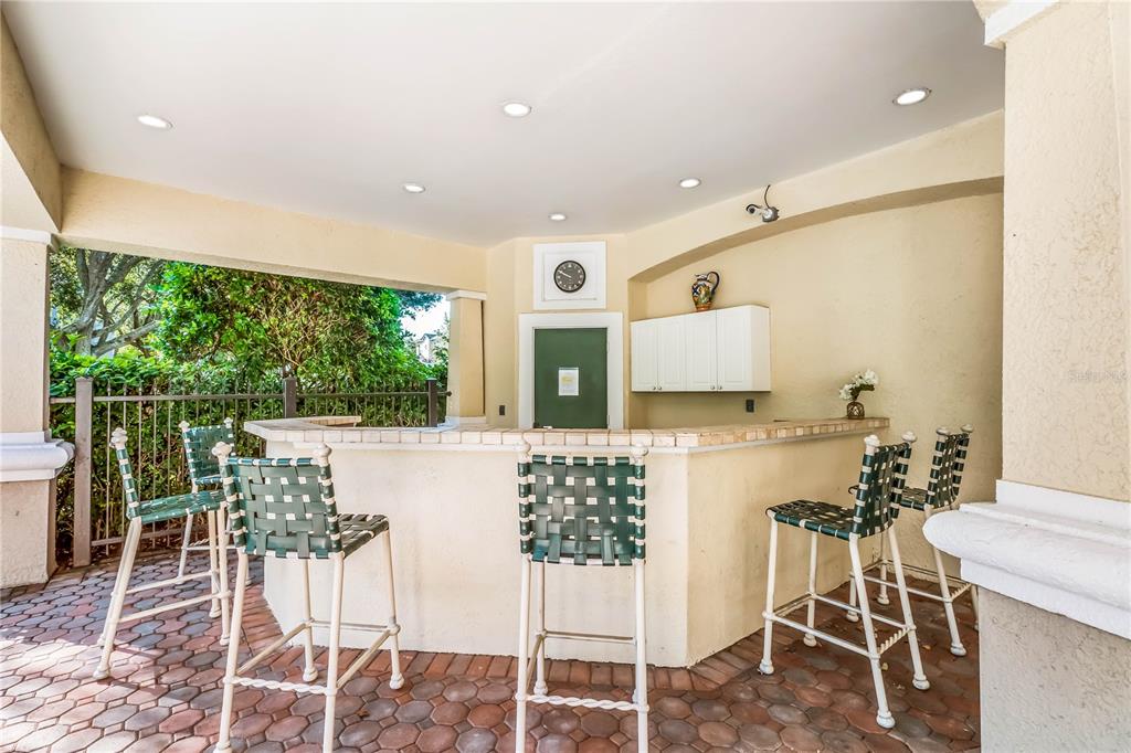 5134 NORTHRIDGE ROAD UNIT 302