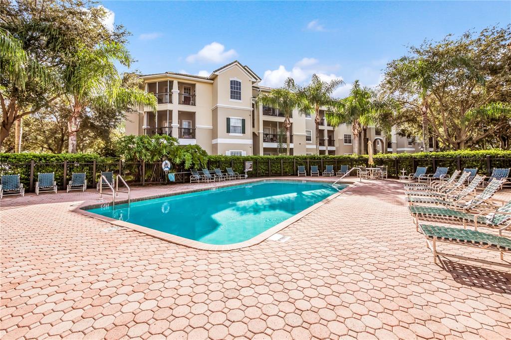 5134 NORTHRIDGE ROAD UNIT 302