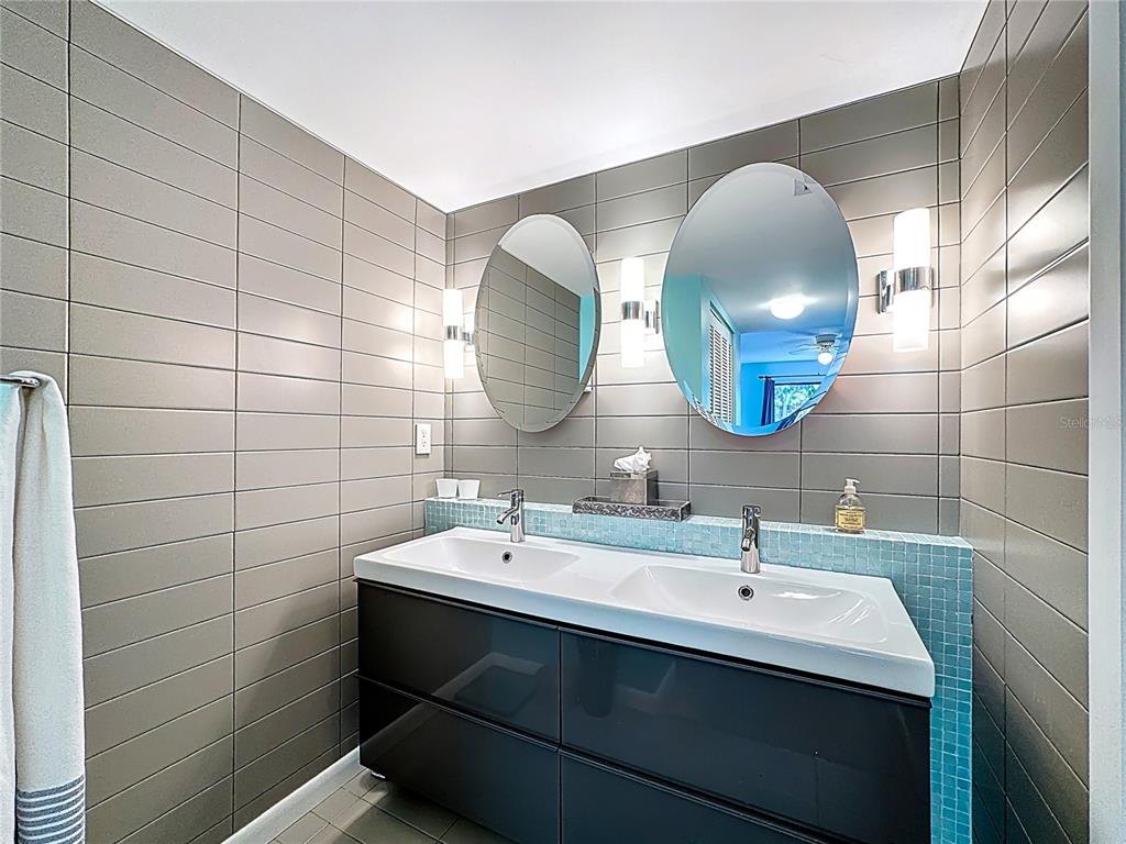1717 PELICAN COVE ROAD UNIT GL