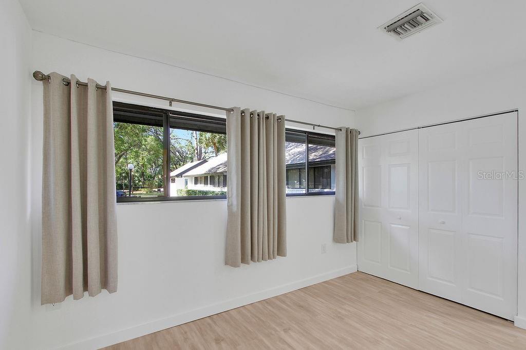 3507 LONGMEADOW UNIT 4