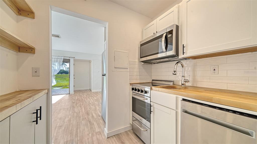 3507 LONGMEADOW UNIT 4