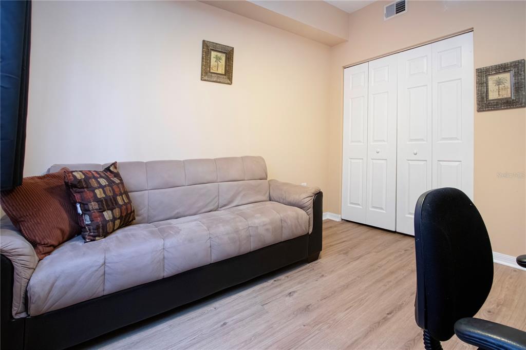 5711 BENTGRASS DRIVE UNIT 19-2