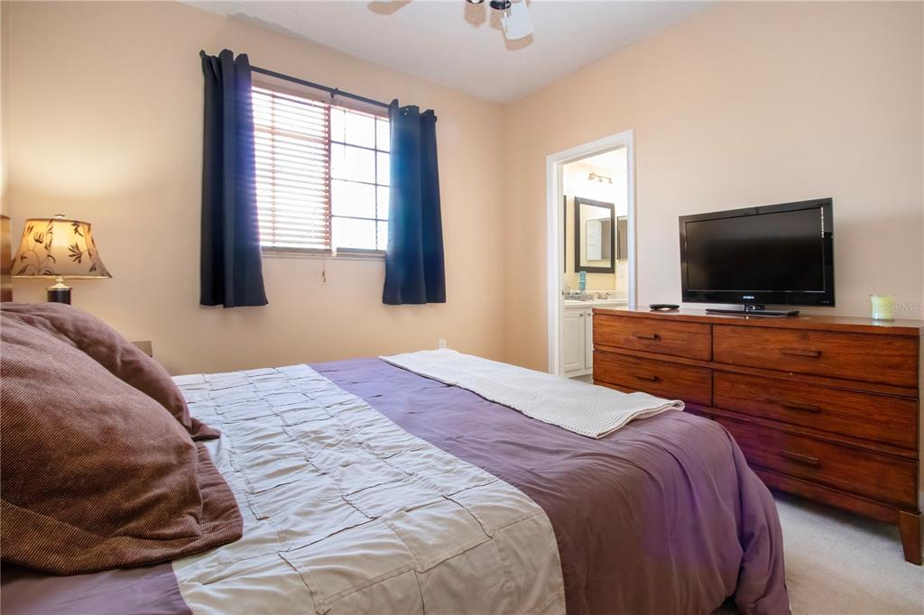 5711 BENTGRASS DRIVE UNIT 19-2