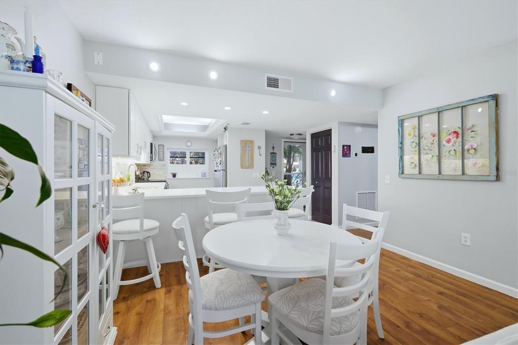 3361 CROSS CREEK DRIVE UNIT 33