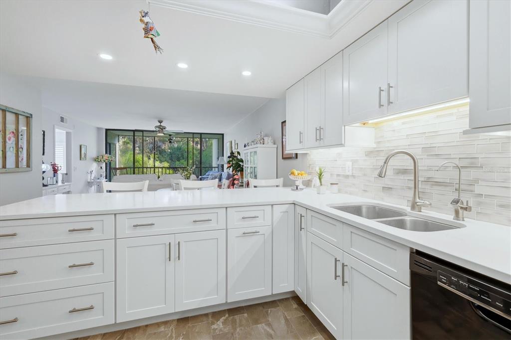 3361 CROSS CREEK DRIVE UNIT 33