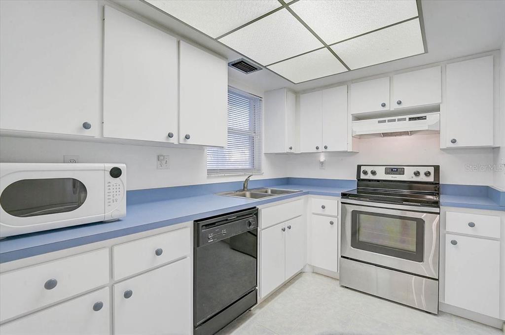 2875 SWIFTON DRIVE UNIT 58