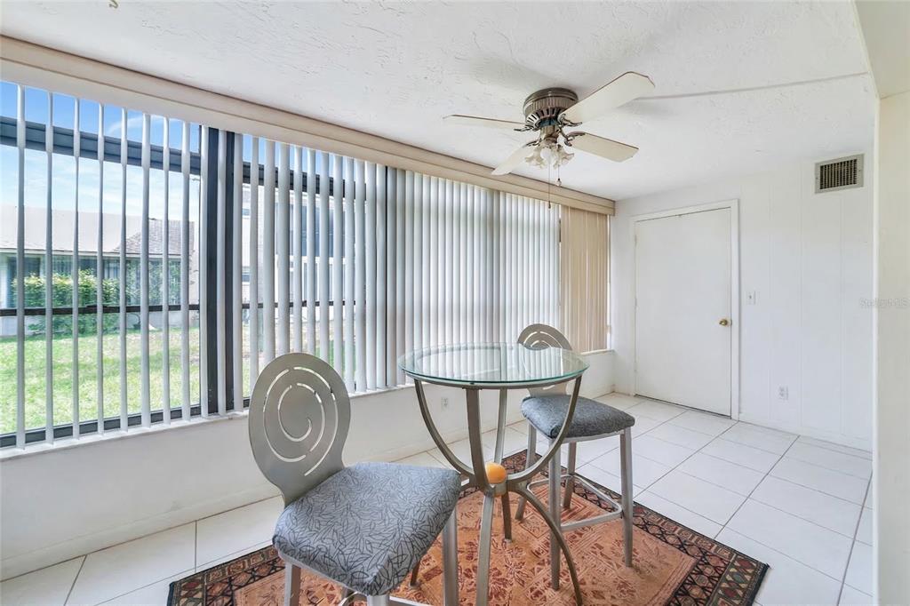 2657 WOODGATE LANE UNIT E4