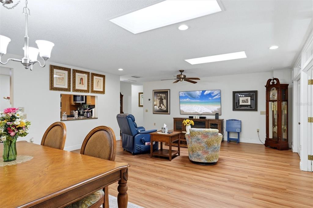 3351 THORNWOOD ROAD UNIT 3351