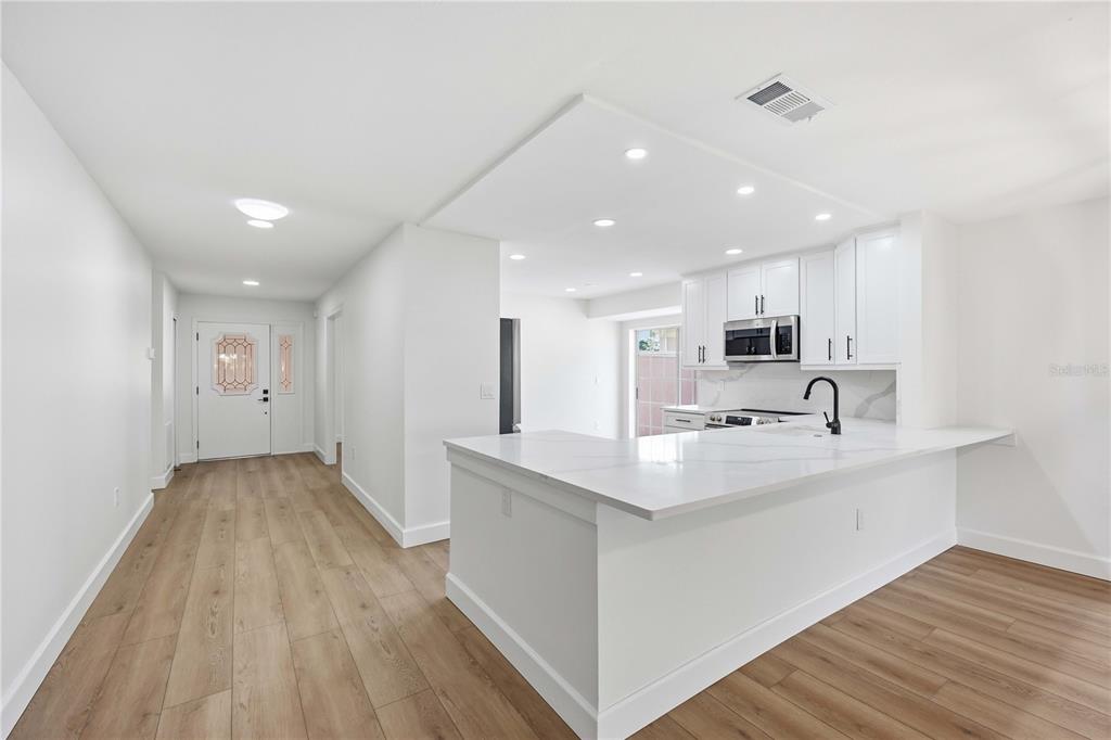 5526 CHANTECLAIRE UNIT 31