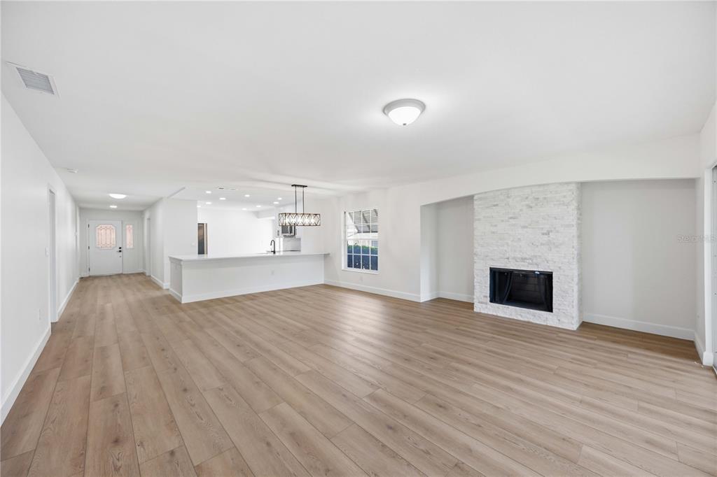 5526 CHANTECLAIRE UNIT 31