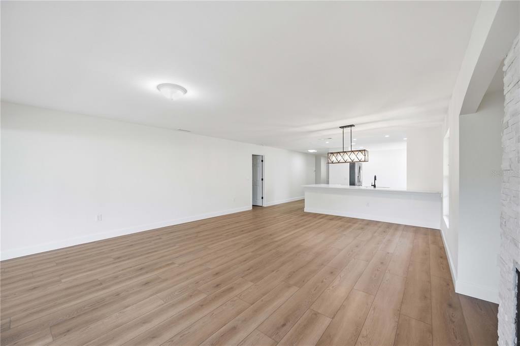 5526 CHANTECLAIRE UNIT 31