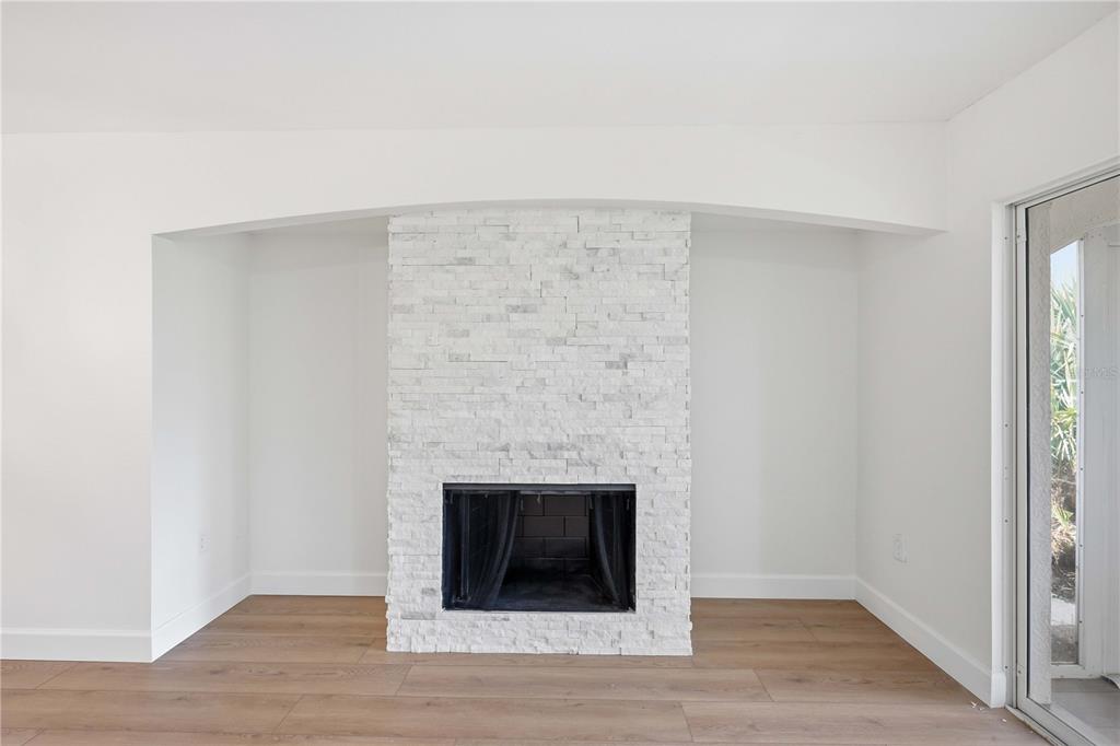 5526 CHANTECLAIRE UNIT 31