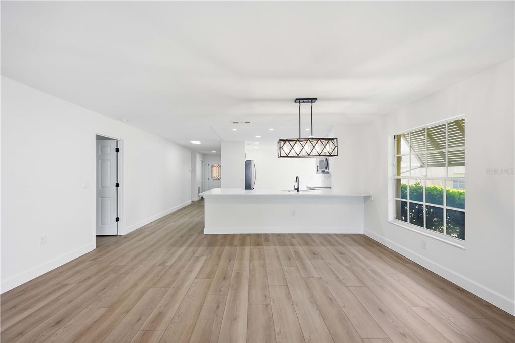 5526 CHANTECLAIRE UNIT 31