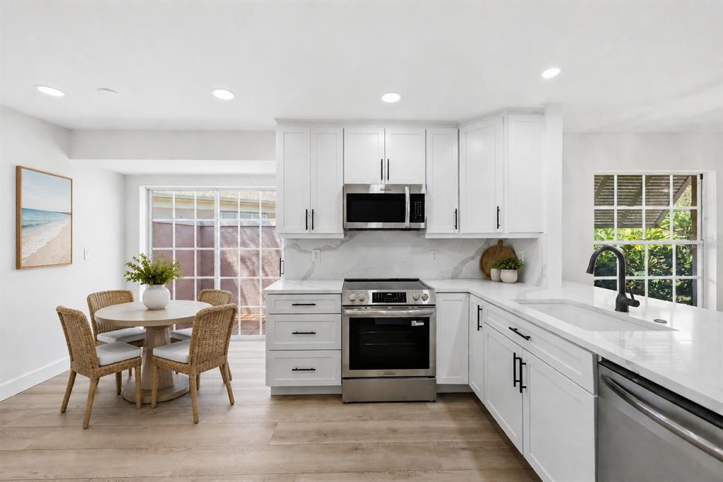 5526 CHANTECLAIRE UNIT 31