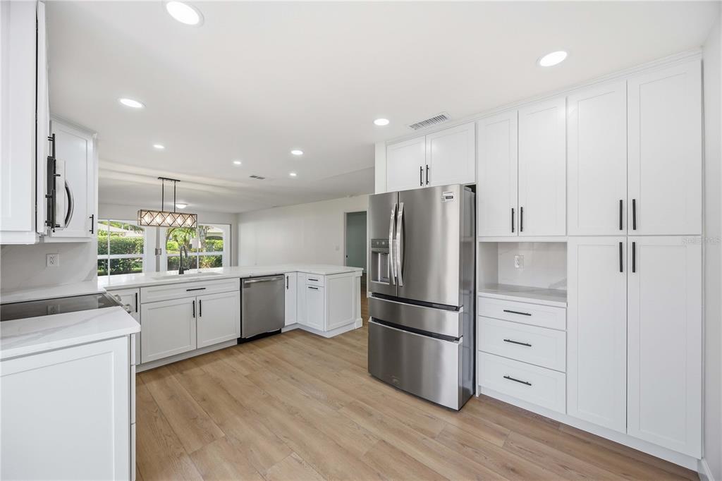 5526 CHANTECLAIRE UNIT 31
