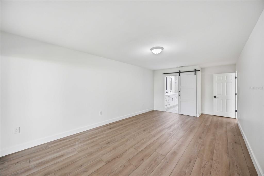 5526 CHANTECLAIRE UNIT 31