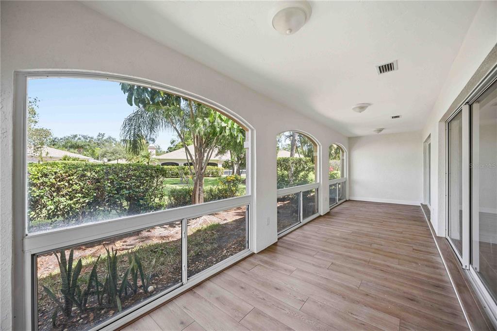 5526 CHANTECLAIRE UNIT 31