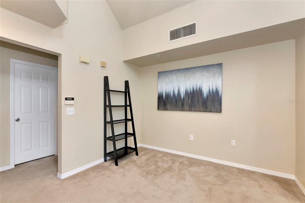 5560 ROSEHILL ROAD UNIT 201