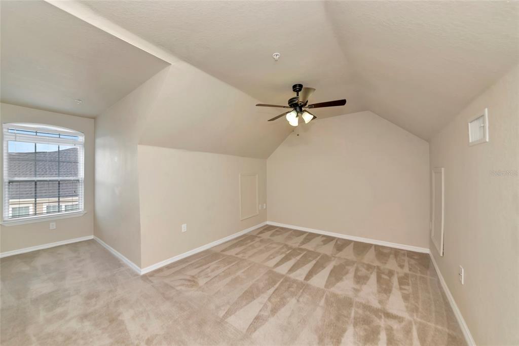 5560 ROSEHILL ROAD UNIT 201